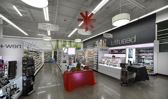 Cree_Retail_Walgreens_GoodyearAZ_001.jpg